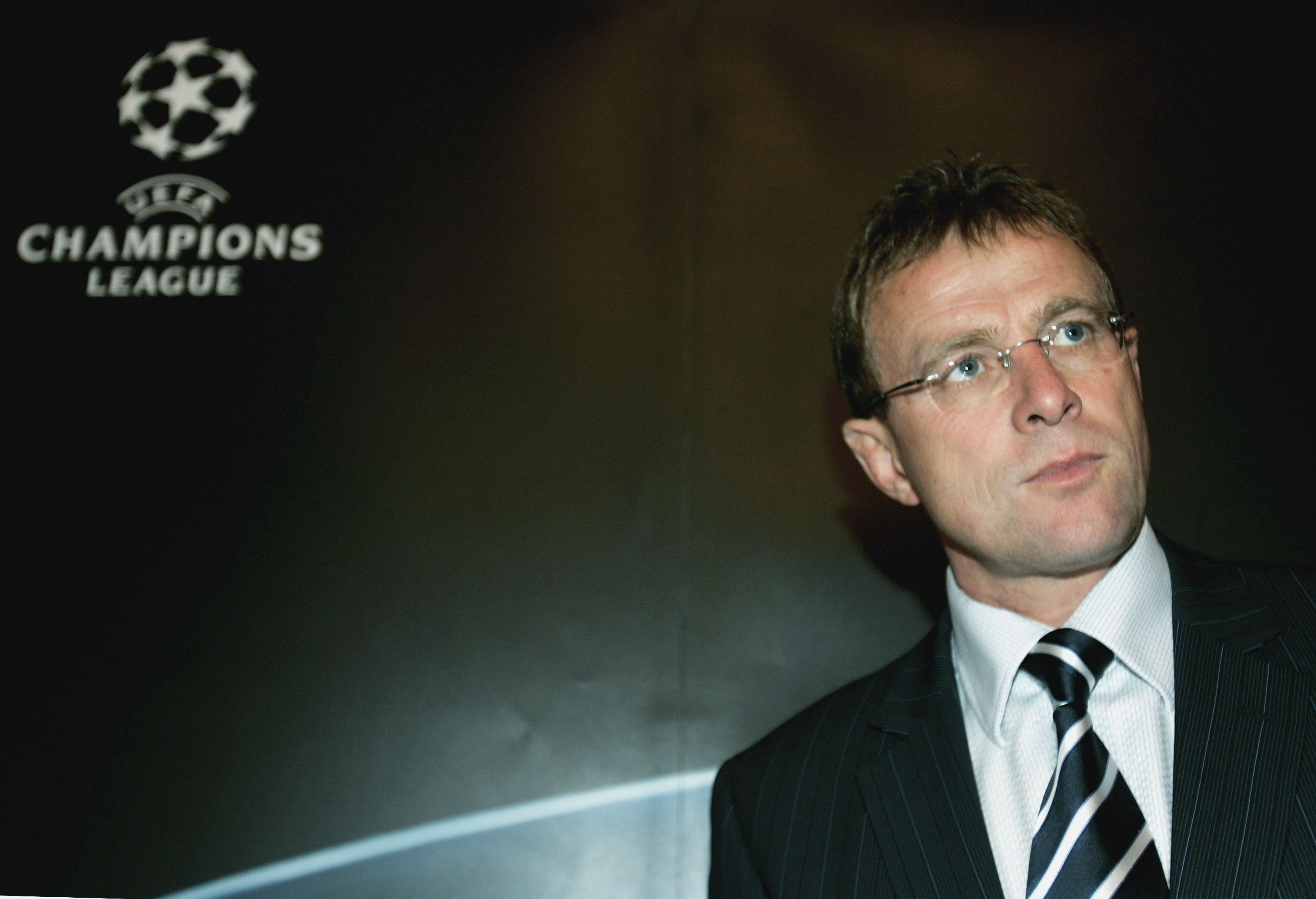 包含国际比赛日斯图加特主帅复盘：NBA常规赛节点到来，更衣室稳定，心理建设被强调的词条